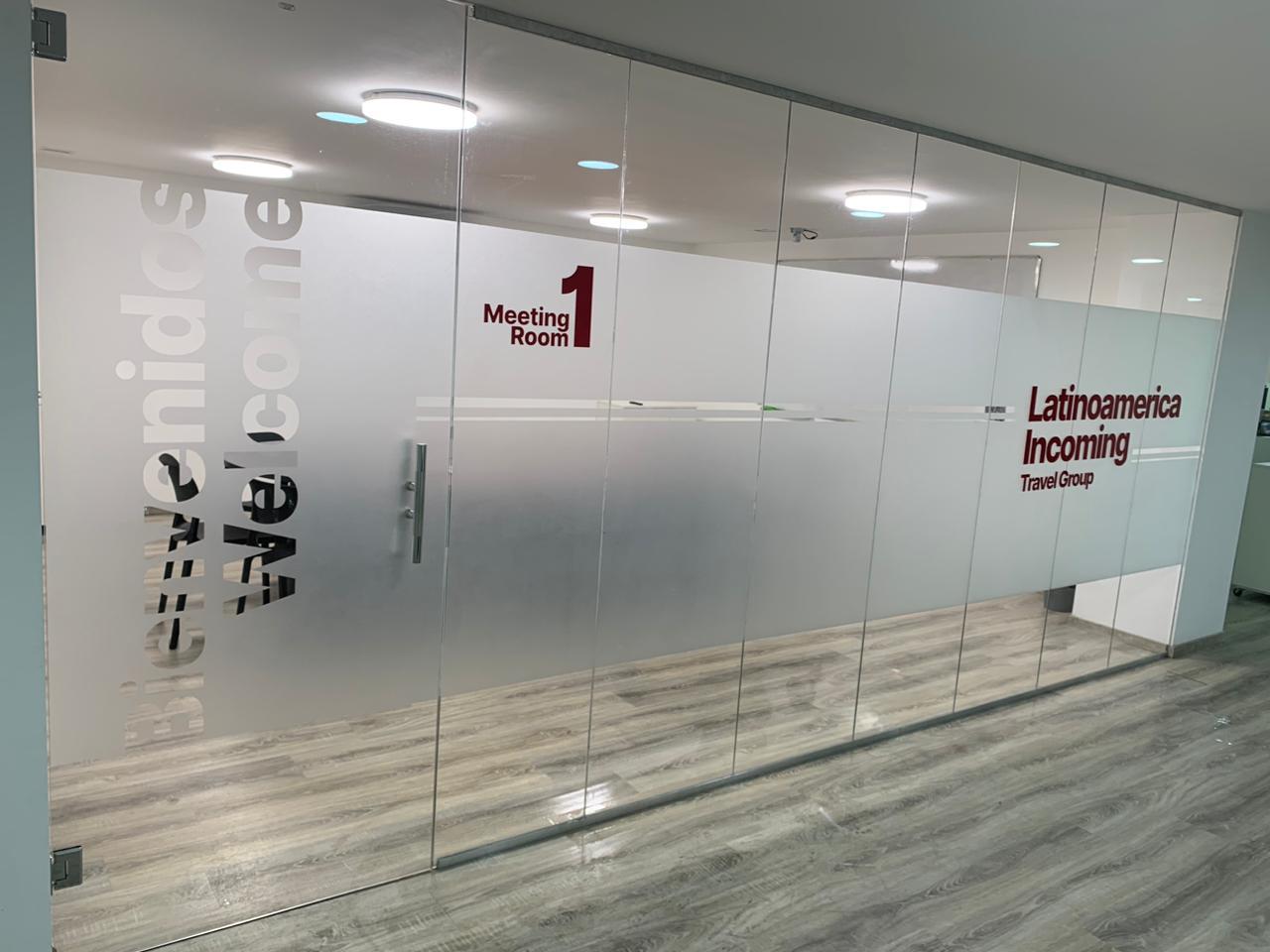 Ploteo integral de oficinas